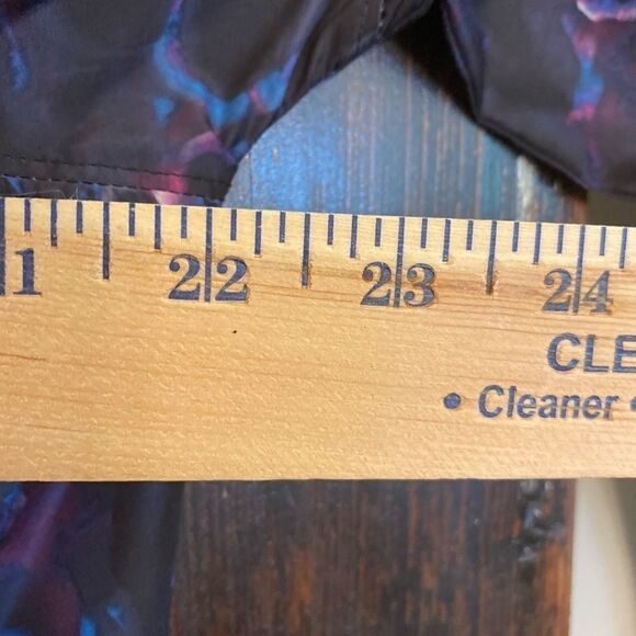 EUC women’s full zip hooded jacket. Size M. - Picture 6 of 6